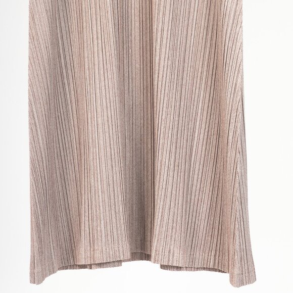 Pleats Please Issey Miyake Dusty Rose Herringbone-Print Midi Dress - Picture 5 of 7